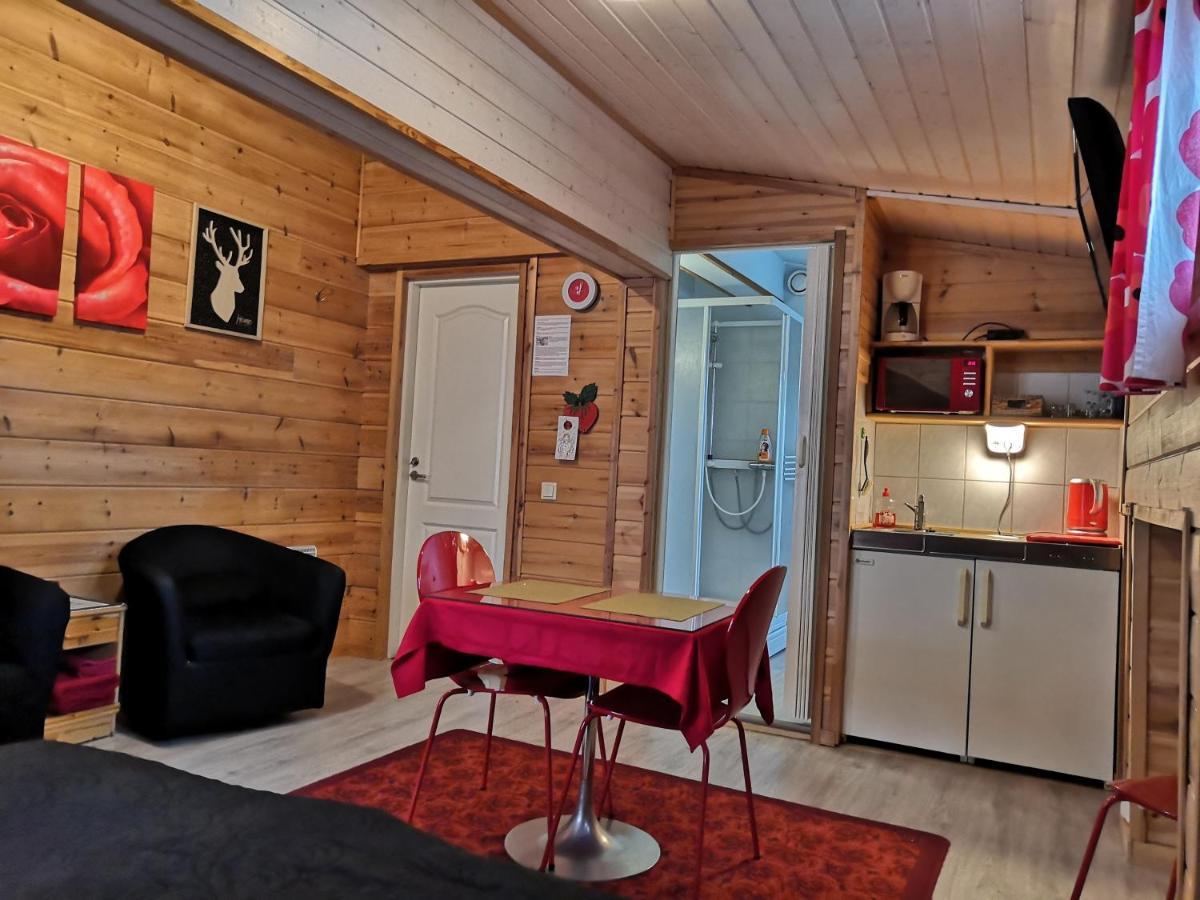 Taipalsaari Hostel Mansikka מראה חיצוני תמונה
